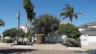 1810 N Shore Dr, Port Isabel, TX 78578
