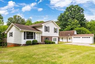 127 Lakewood Cir, Madisonville, TN 37354