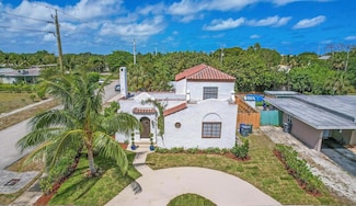 359 Greenbriar Dr, West Palm Beach, FL 33403
