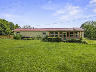 256 Cherrytree Plum Line Rd, Titusville, PA 16354