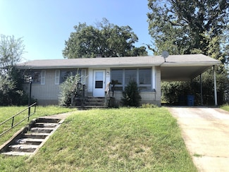 230 Frances Dr NW, Roanoke, VA 24017