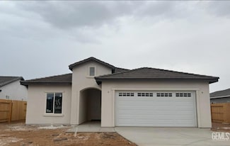 6020 Curvy Hills Dr, Bakersfield, CA 93306