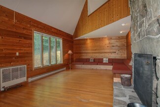 39 Ward Hill Rd, Tunbridge, VT 05077