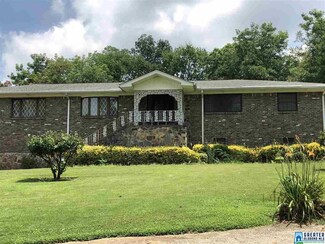 9725 Westfield Ct, Birmingham, AL 35217