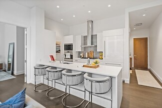 50 Liberty Dr Unit PH1H, Boston, MA 02210
