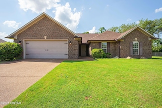 5398 Shoreline Dr, Milan, TN 38358