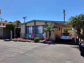352 Magpie Ln, Fountain Valley, CA 92708