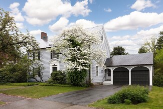 37 Randolph Rd, Chestnut Hill, MA 02467