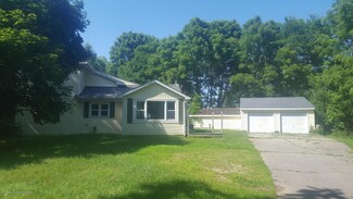 510 Maple St, Leslie, MI 49251