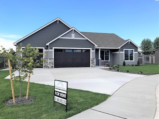 8809 Bridger Ct, Pasco, WA 99301