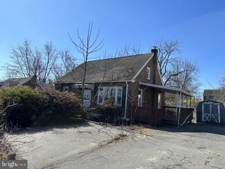 12 Peach Dr, Boyertown, PA 19512