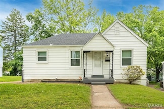 7117 Lamont Dr, Saint Louis, MO 63136