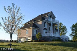 26 Cottage Dr, Luray, VA 22835