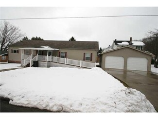 537 Center St, Knox, PA 16232