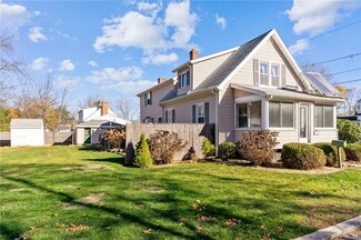 165 Vaughn Ave, Warwick, RI 02886
