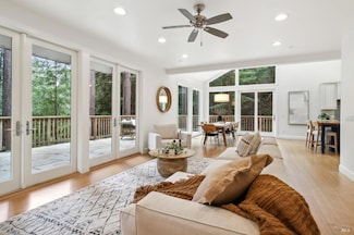 13815 Green Valley Rd, Forestville, CA 95436