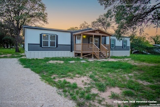 336 County Road 6846, Lytle, TX 78052