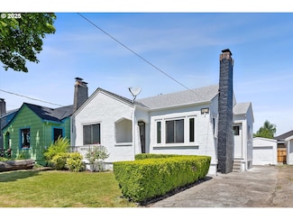 5817 SE Bush St, Portland, OR 97206