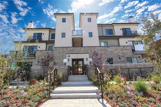 330 Salem St Unit 301, Glendale, CA 91203