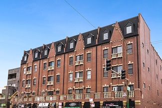 1400 W Grand Ave Unit 4, Chicago, IL 60642