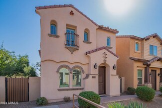 2049 E Heartwood Ln, Phoenix, AZ 85022
