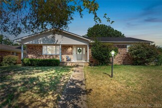2235 S Darlington Place, Tulsa, OK 74114