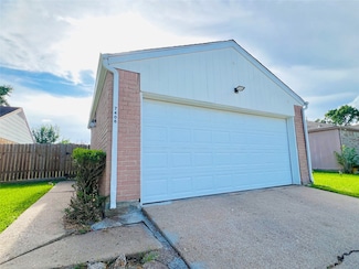 7406 Camporee Ln, Houston, TX 77083