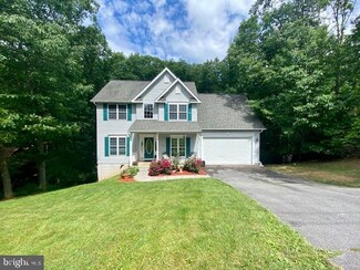 612 Lakeview Dr, Cross Junction, VA 22625