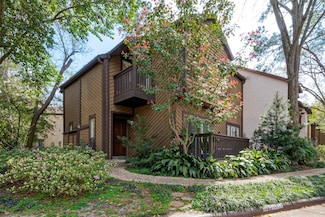11711 Memorial Dr Unit 21, Houston, TX 77024