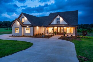 138 Breckinridge Dr, Chickamauga, GA 30707