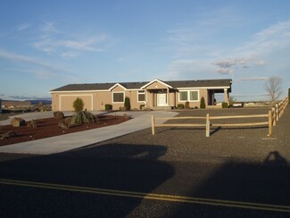 419 Desert Aire Dr SW, Mattawa, WA 99349