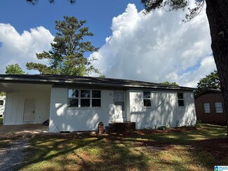 176 Lewis Ave, Sylacauga, AL 35150