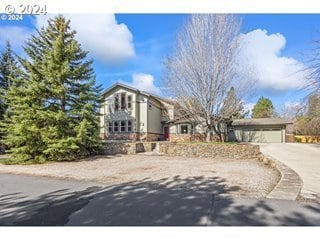 61729 Fargo Ln, Bend, OR 97702