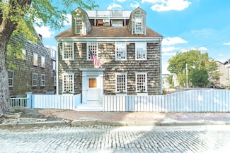 15 N Water St, Nantucket, MA 02554