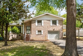 50 Robin Ann Ln, Fort Oglethorpe, GA 30742