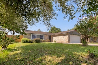 1911 Delphi Ln, Houston, TX 77067