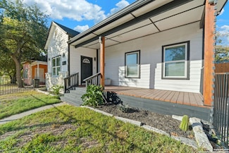 213 Omaha St, San Antonio, TX 78203