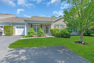 44 Autumntide Dr Unit 54D, Lakewood, NJ 08701