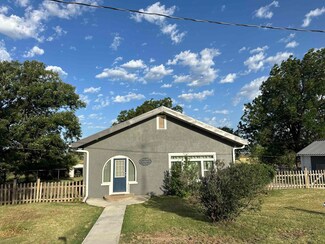 502 W E St, Okeene, OK 73763