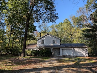 25590 Redfield St, Edwardsburg, MI 49112