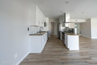 6767 N 7th St Unit 123, Phoenix, AZ 85014