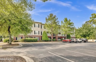 2807 Bloomfield Ln Unit 103, Wilmington, NC 28412