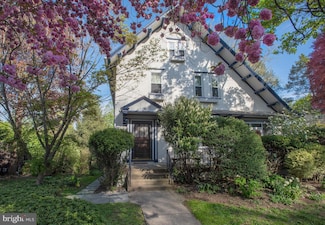 7933 Park Ave, Elkins Park, PA 19027