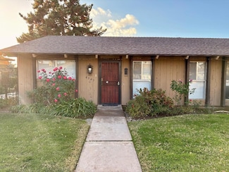 4849 N 7th St Unit Q, Fresno, CA 93726