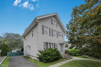 426 Centre St, Nutley, NJ 07110