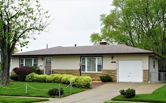 1811 Woodcrest Rd, Columbus, OH 43232