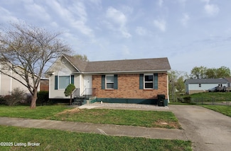 105 Hamilton St, Radcliff, KY 40160