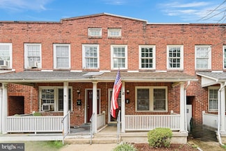 18 Denham Ave, Claymont, DE 19703