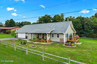 3138 Laurelwood Ln, Sevierville, TN 37862