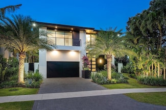 775 Park Dr W, Boca Raton, FL 33432